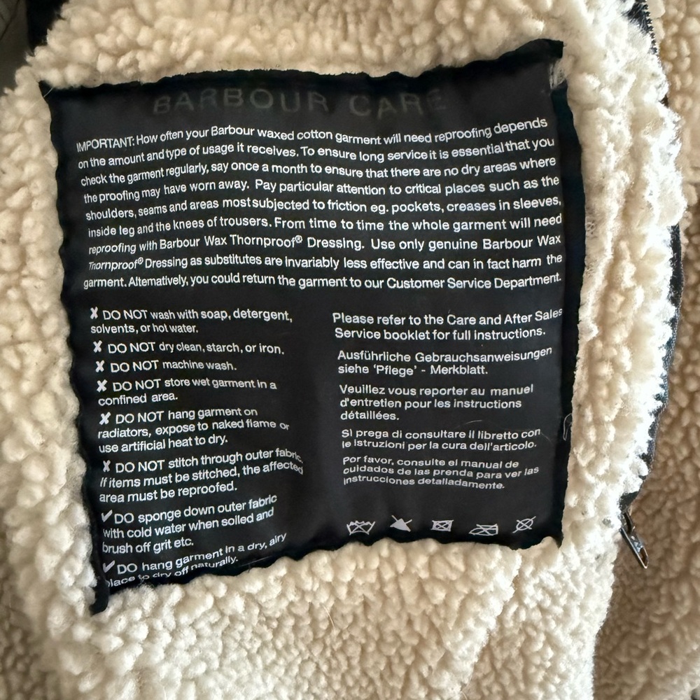 Quality winter coat w pocket,Barbour US size 6 (small) black fuzzy warm like new - Picture 7 of 12